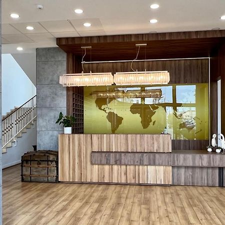 Bliss Inn Tunari Voluntari ภายนอก รูปภาพ