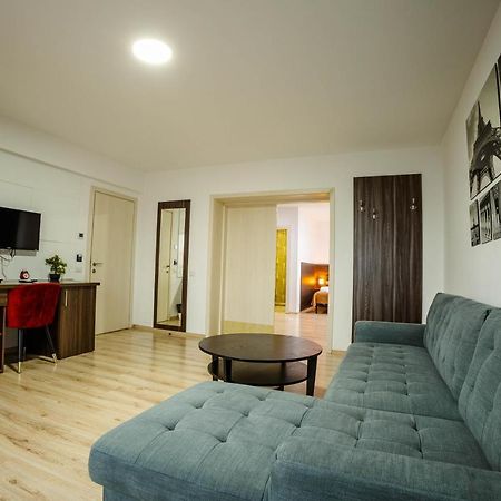 Bliss Inn Tunari Voluntari ภายนอก รูปภาพ
