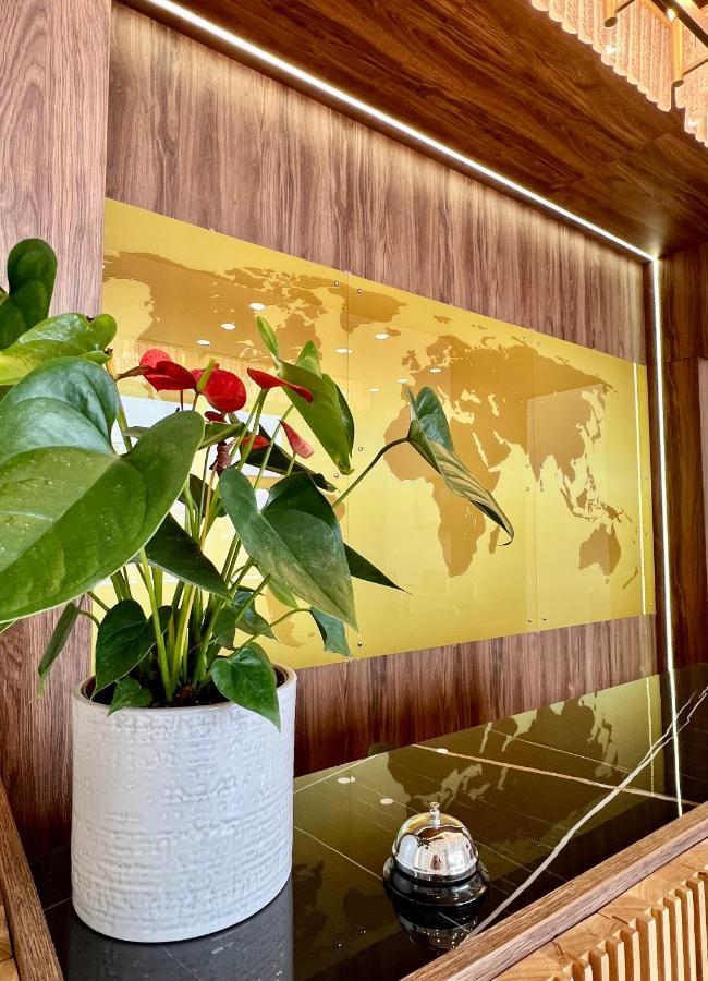 Bliss Inn Tunari Voluntari ภายนอก รูปภาพ
