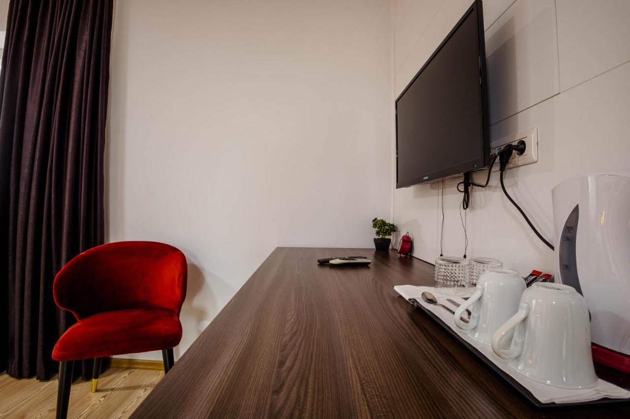 Bliss Inn Tunari Voluntari ภายนอก รูปภาพ