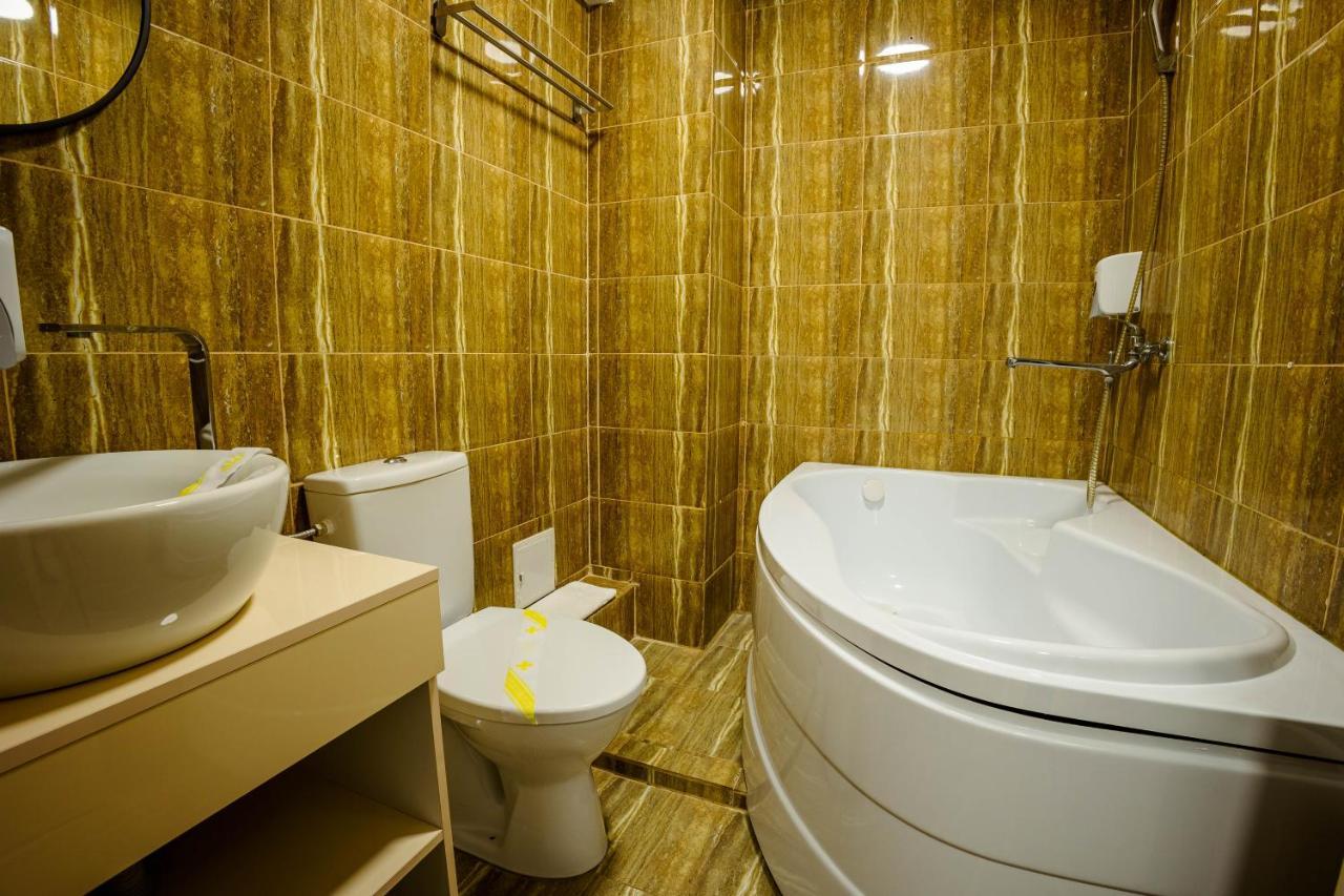 Bliss Inn Tunari Voluntari ภายนอก รูปภาพ